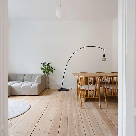 The Royale With 4 Bedrooms Lägenhet *